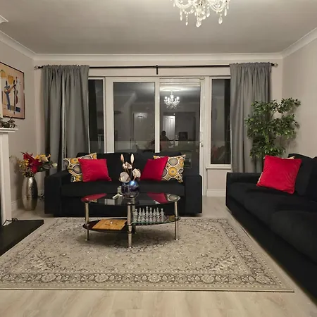 Holiday home Dreams And Homes -entire Hartstown