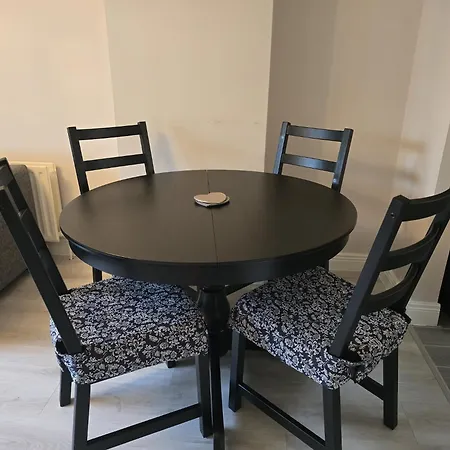 Dreams And Homes -entire * Hartstown